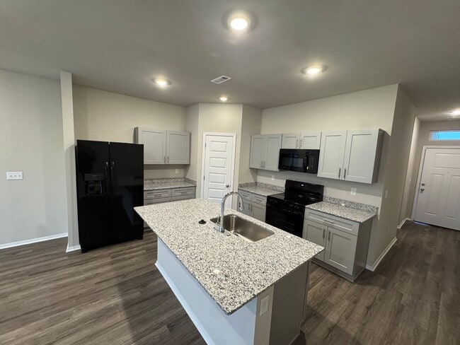 Photo - 6505 NW Vandergriff St