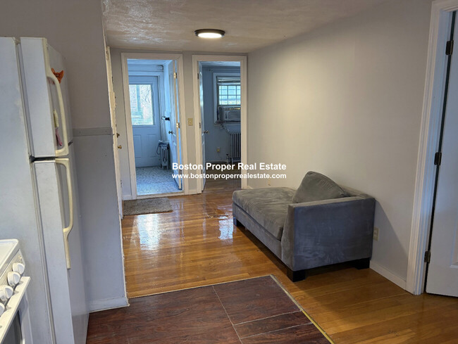 Photo - 14 Melrose St Condo Unit 4