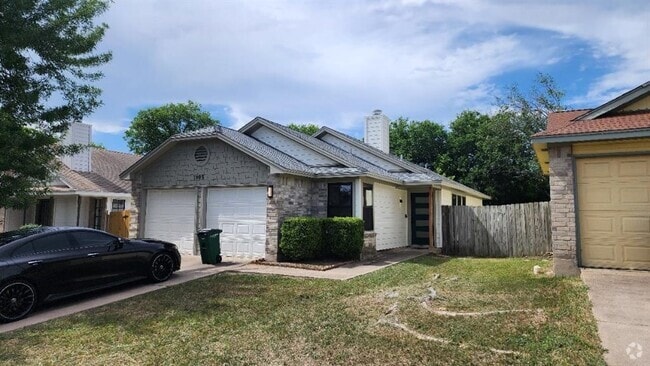 Building Photo - 1905 Golden Pheasant Dr Rental