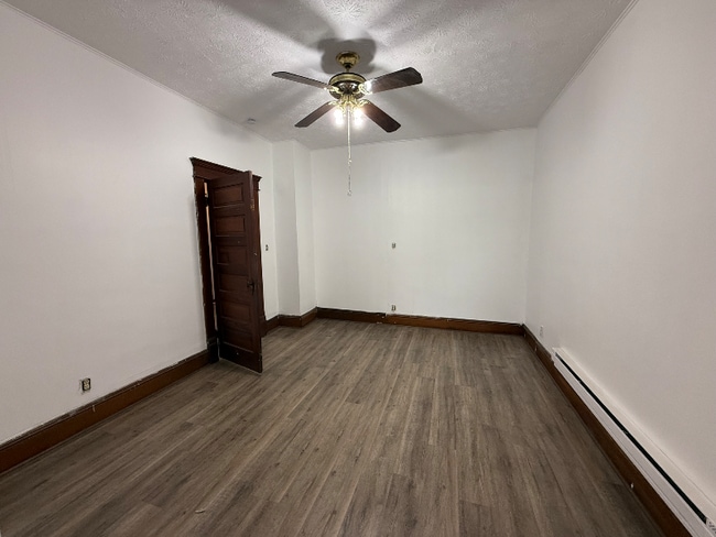 Photo - 1330 I St Unit 1330 I St Apt E