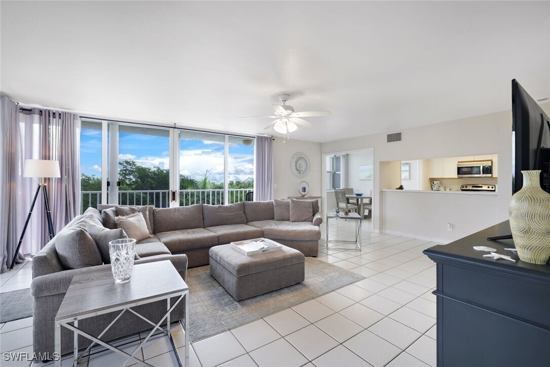 Photo - 5550 Heron Point Dr Unit 304
