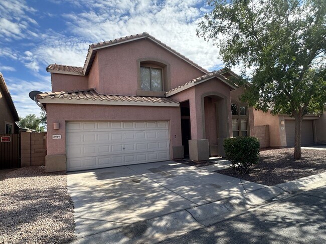Building Photo - FOR LEASE – 3 BEDROOM, 2.5 BATH TWO STORY HOME WITH COMMUNITY POOL