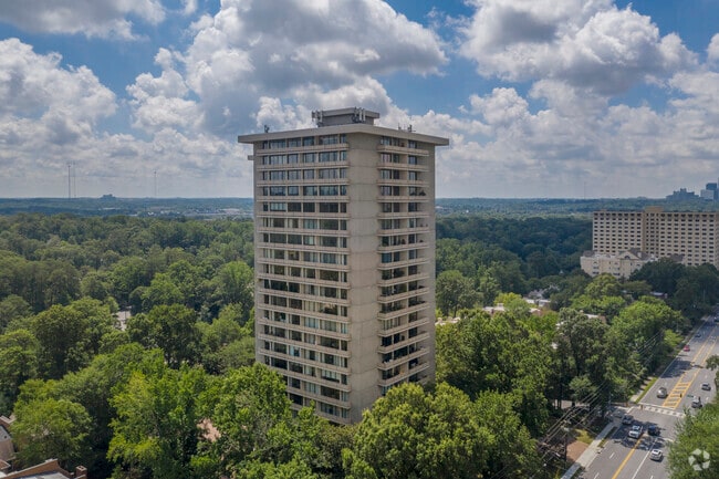 Photo - Plaza Towers