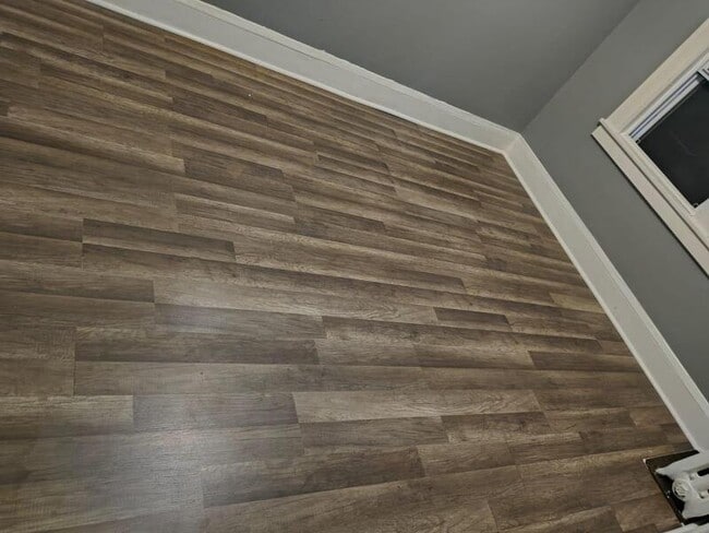 Photo - 13315 Madison Ave Unit 5