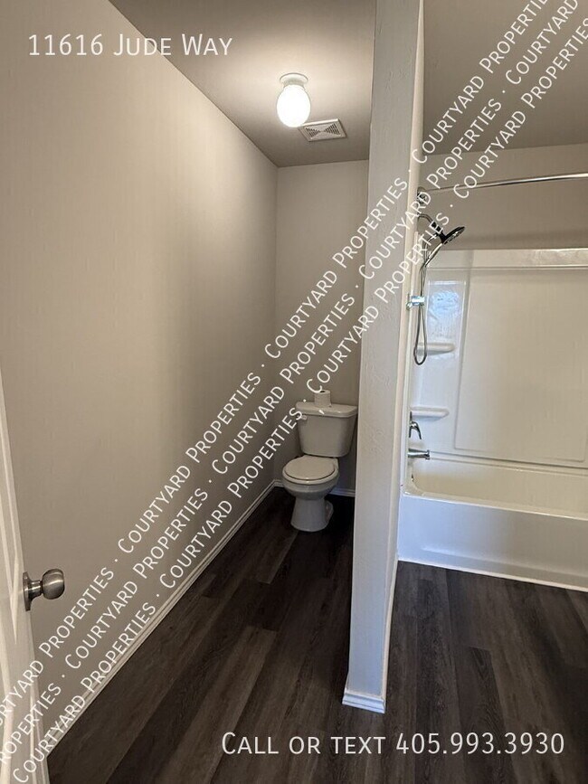 Photo - 11616 Jude Way