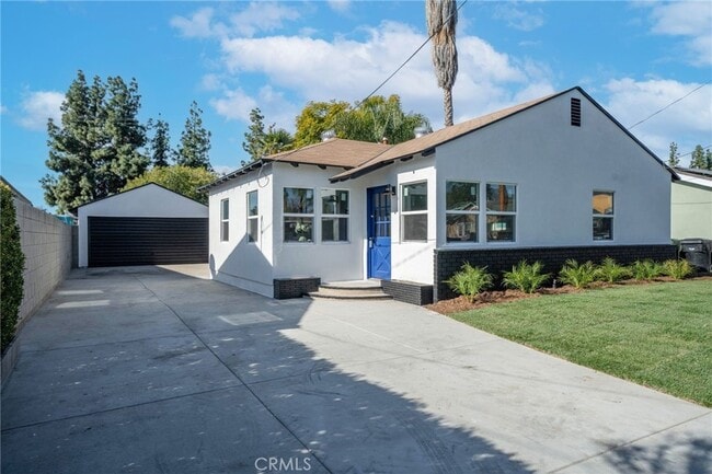 Building Photo - 3041 8th Ave Rental