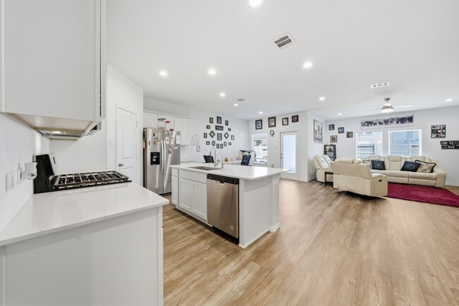 Photo - 4909 Hera Holw Dr