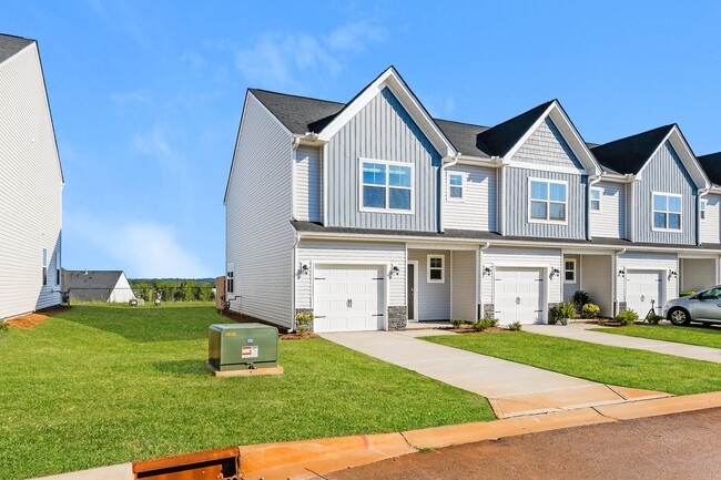 Photo - 26 Apricot Ln
