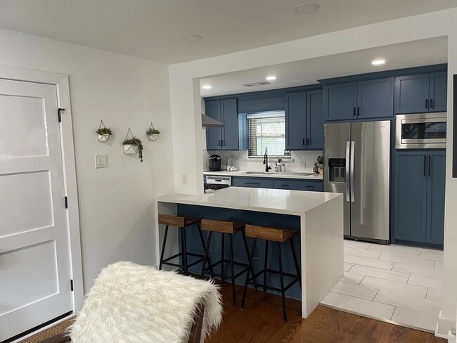 Photo - 2310 Hialeah Dr