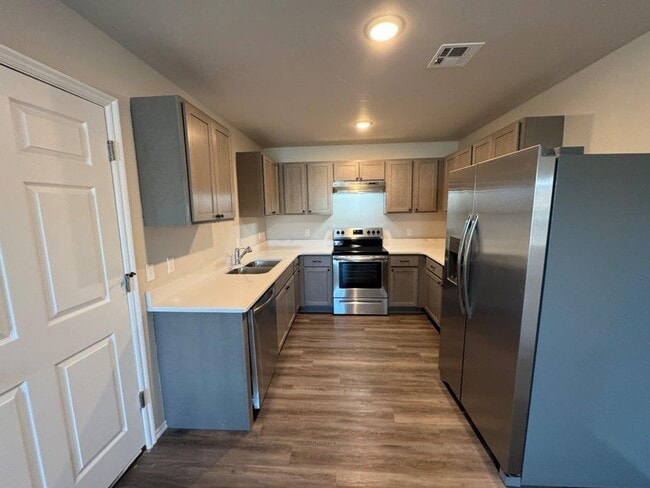 Photo - 55 and up community, 2 beds 1 bath all full size appliances included right in the heart of Newcas...