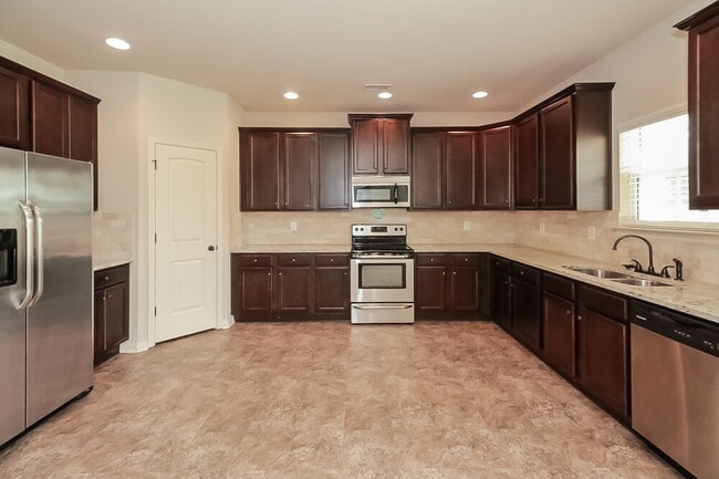 Photo - 1224 Nottley Dr