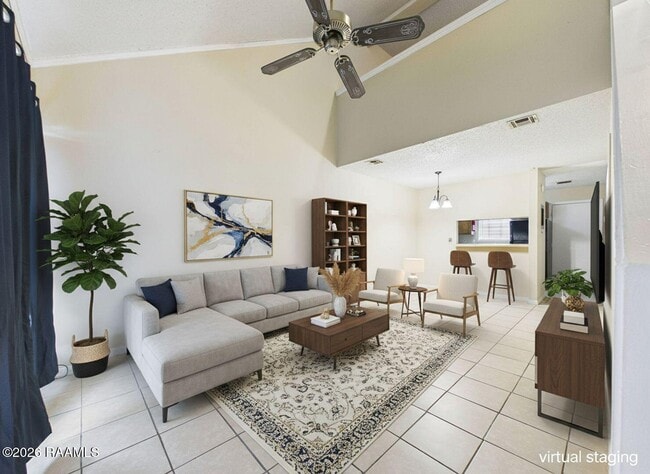 Photo - 202 Belfast St