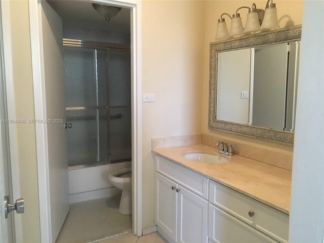 Photo - 9225 Collins Ave Unit 305