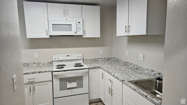 Photo - 1180 South St