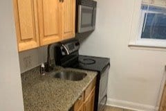 Cocina - 7209 Flower Ave Unidad 2