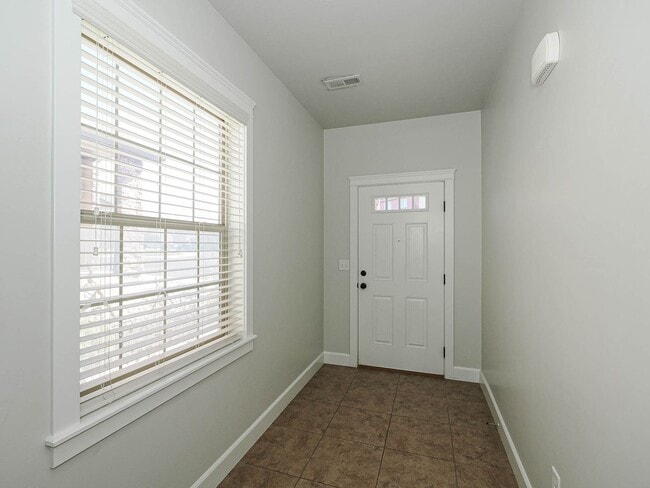 1239 SilverCrest Dr