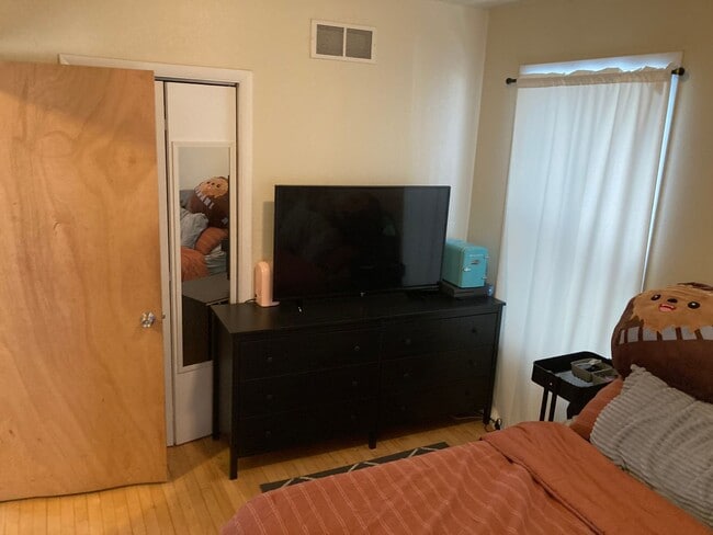 Photo - 1118 E Kane Pl Unit 2