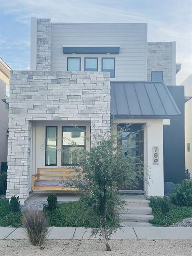 Photo - 789 W Scarlet Hill Dr