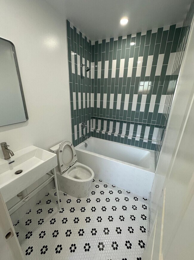 Photo - West View Towers