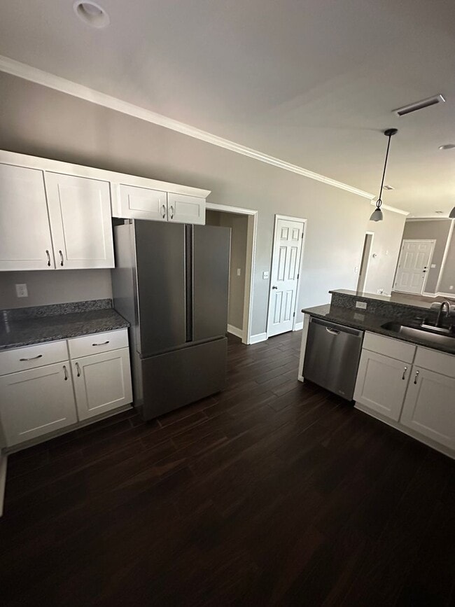 Photo - 3 BR/2 BA with Updated Features!