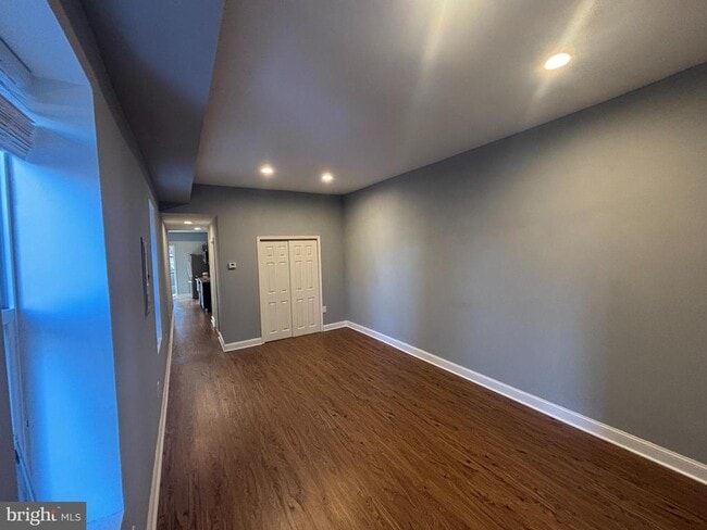 Photo - 3145 W Diamond St Unit 2