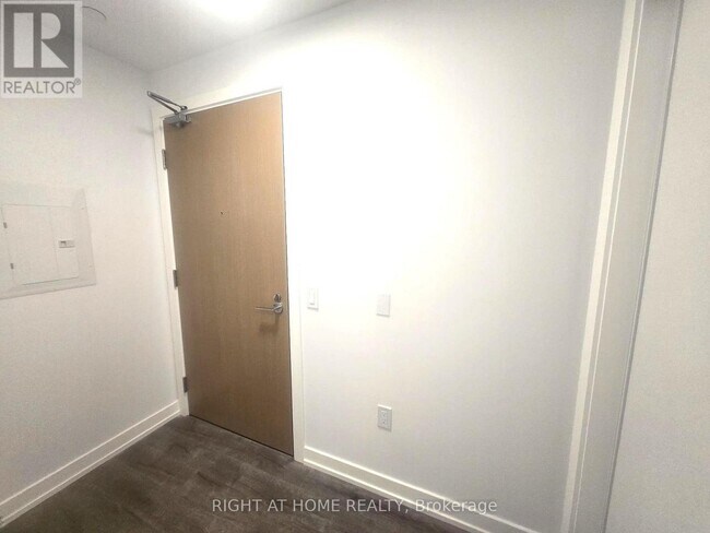 Photo - 21 Meadowdale Rd Unit 902