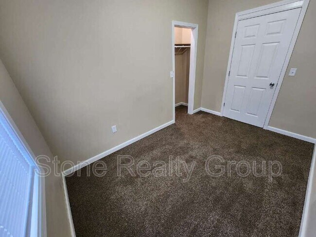 Photo - 1423 Maple Ave Condo Unit B