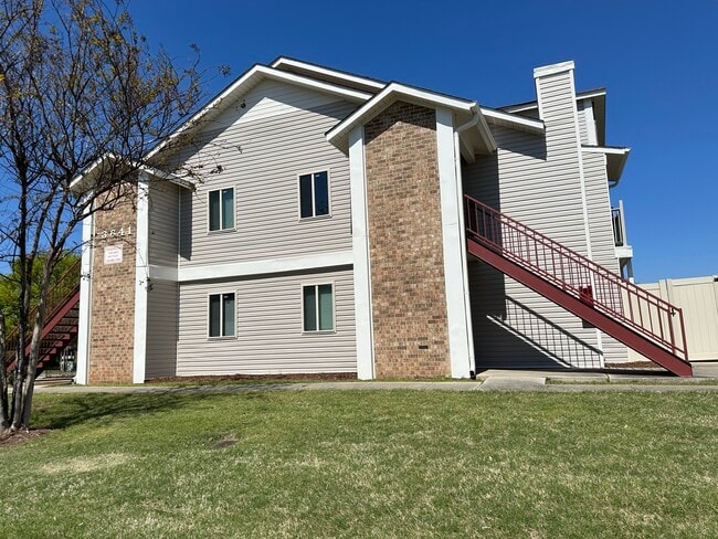Chasewood Village - Chasewood Village Apartments