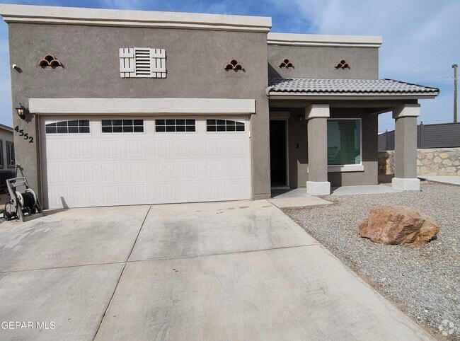 Building Photo - 4552 Josefina Santillana St Rental