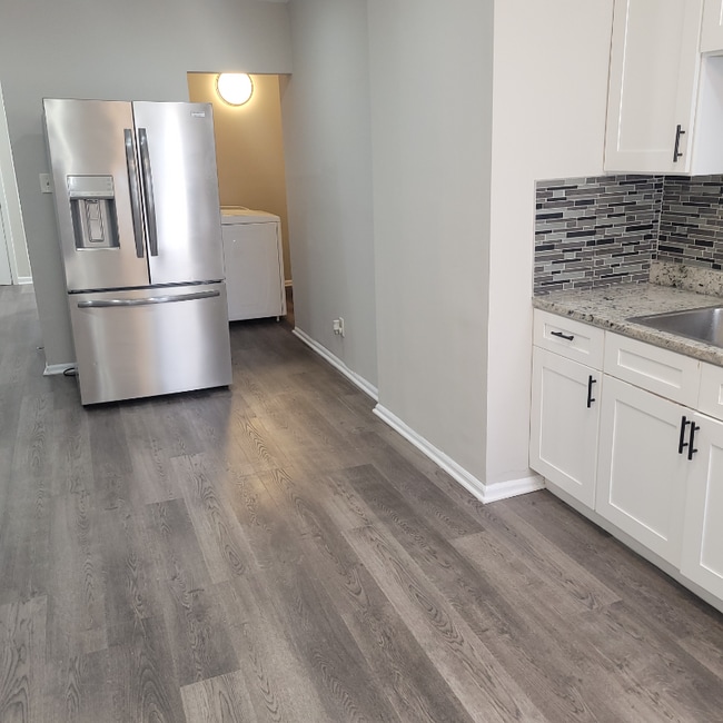 Photo - 3962 Evans Ave