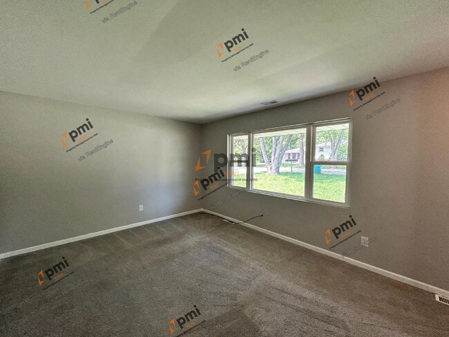 Photo - 5929 Jefferson St