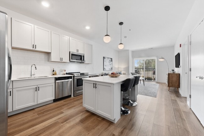 Kitchen - Panton Mill Station Apartments