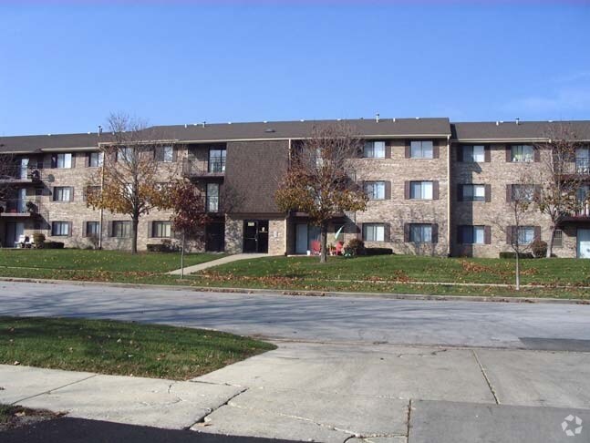 Photo - Jefferson Parkview Condominiums