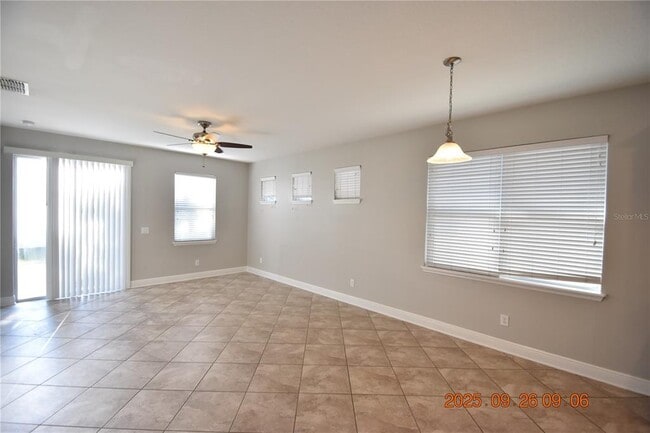 Photo - 7108 S Trask St