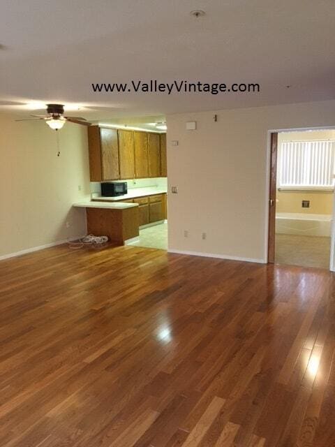 Building Photo - 11508 Moorpark St Unit D Rental