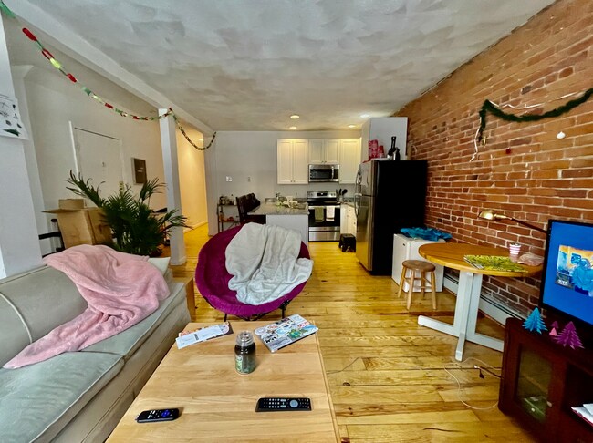 Photo - 610 Columbus Ave