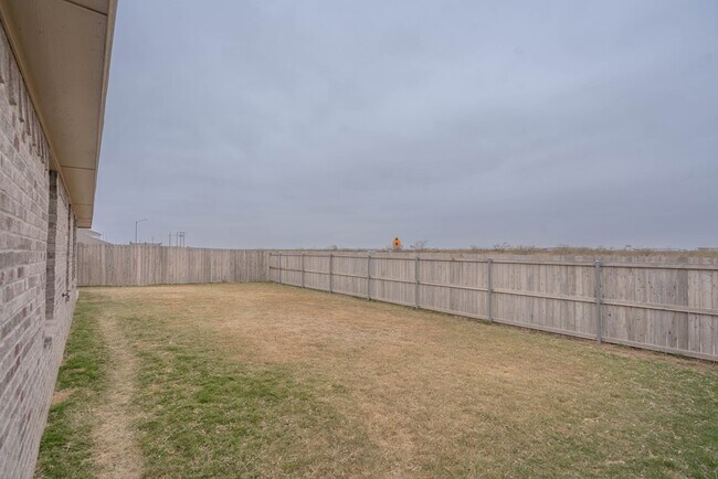 Photo - 7108 Buckwheat Rd