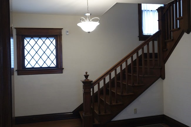 Photo - 863 S Illinois St