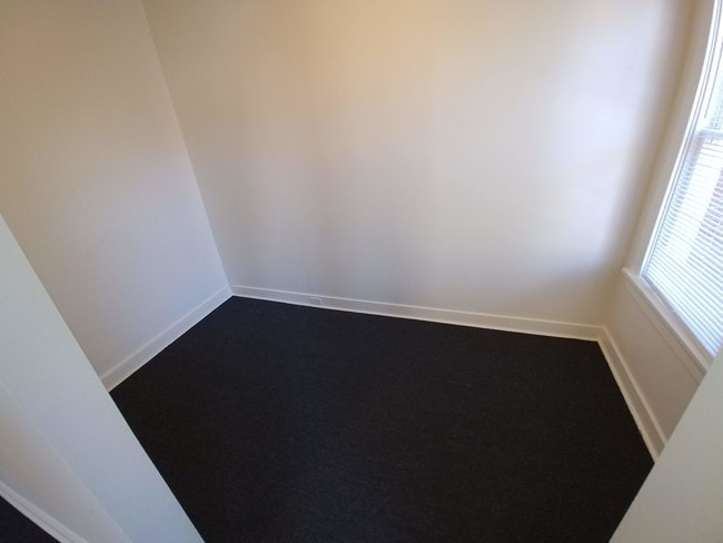 Habitación adicional dentro del dormitorio principal - 226 Green St Unidad B
