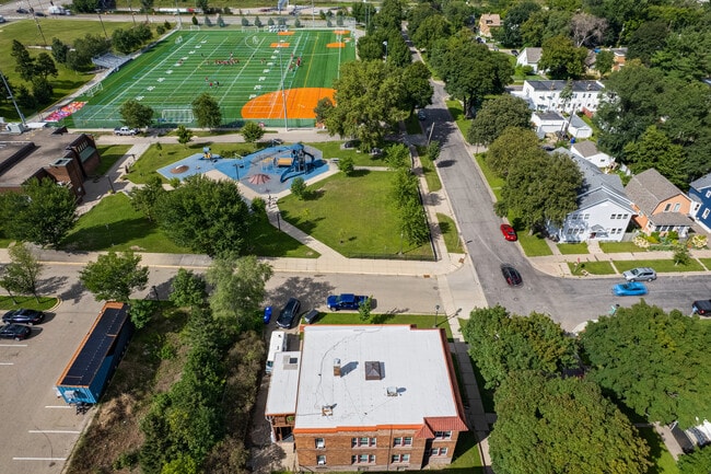 Photo - 269 Oxford St