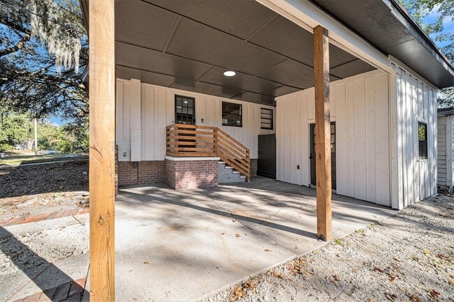 Photo - 5050 Pittman St