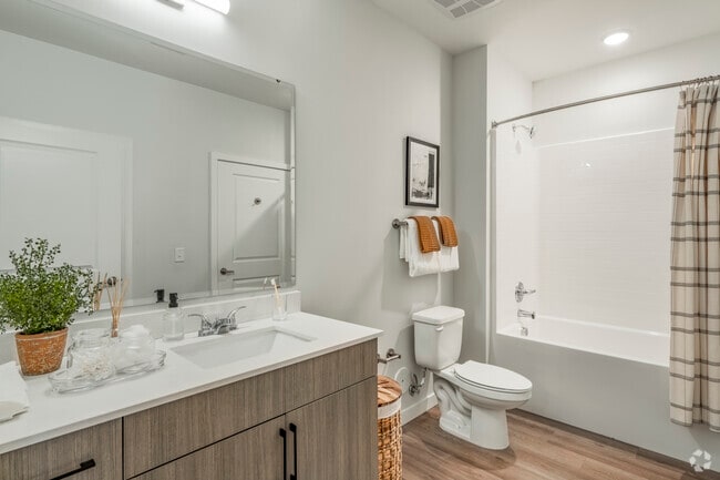 2BR, 2BA - 1,206SF - Bathroom 1