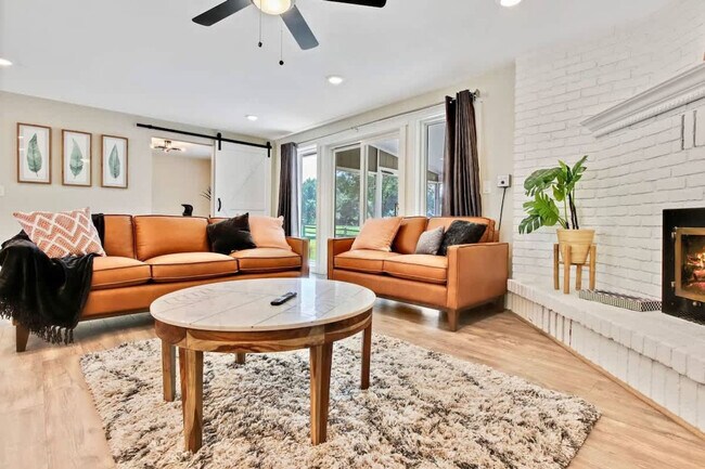 Photo - 1215 E Cerramar Ct Unidad ID1250654P