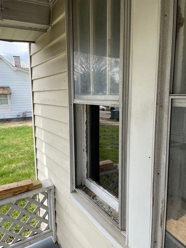 Photo - 1764 E Johns Ave