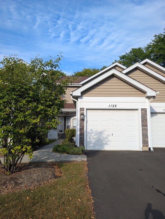 Building Photo - 1122 Regency Dr Rental