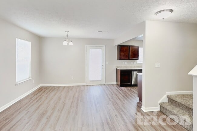 2530 Calabash Dr