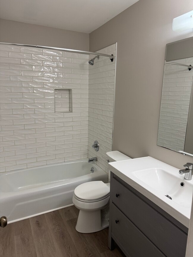 Photo - 1228 Archdale Dr