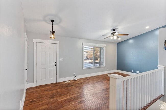 Photo - 489 W 500 N St