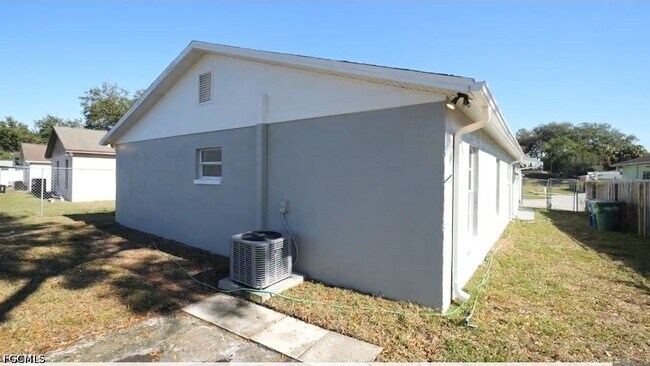 Photo - 8434 N River Dune St