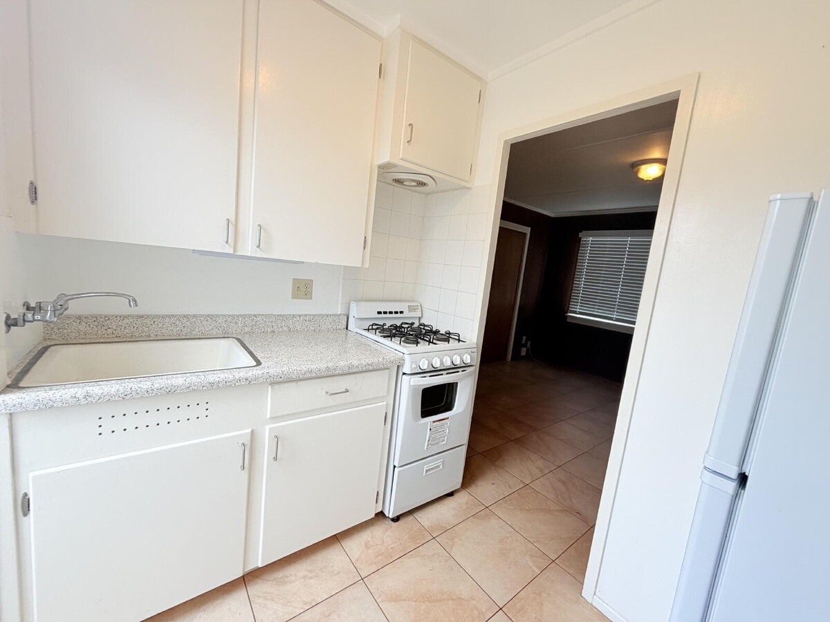 Photo - OCEAN BEACH STUDIO COTTAGE Unit 19